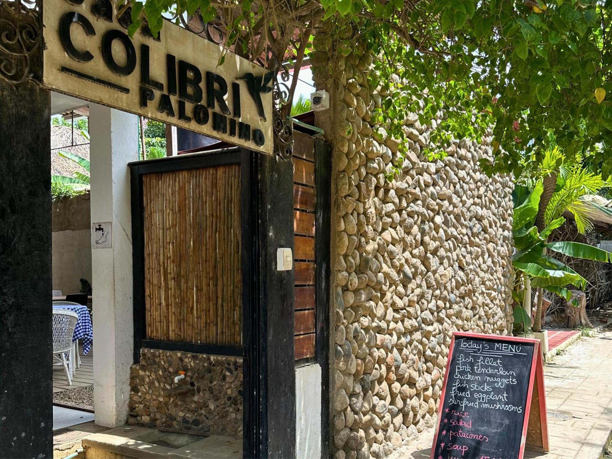 ホテル Casa Colibri パロミノ エクステリア 写真