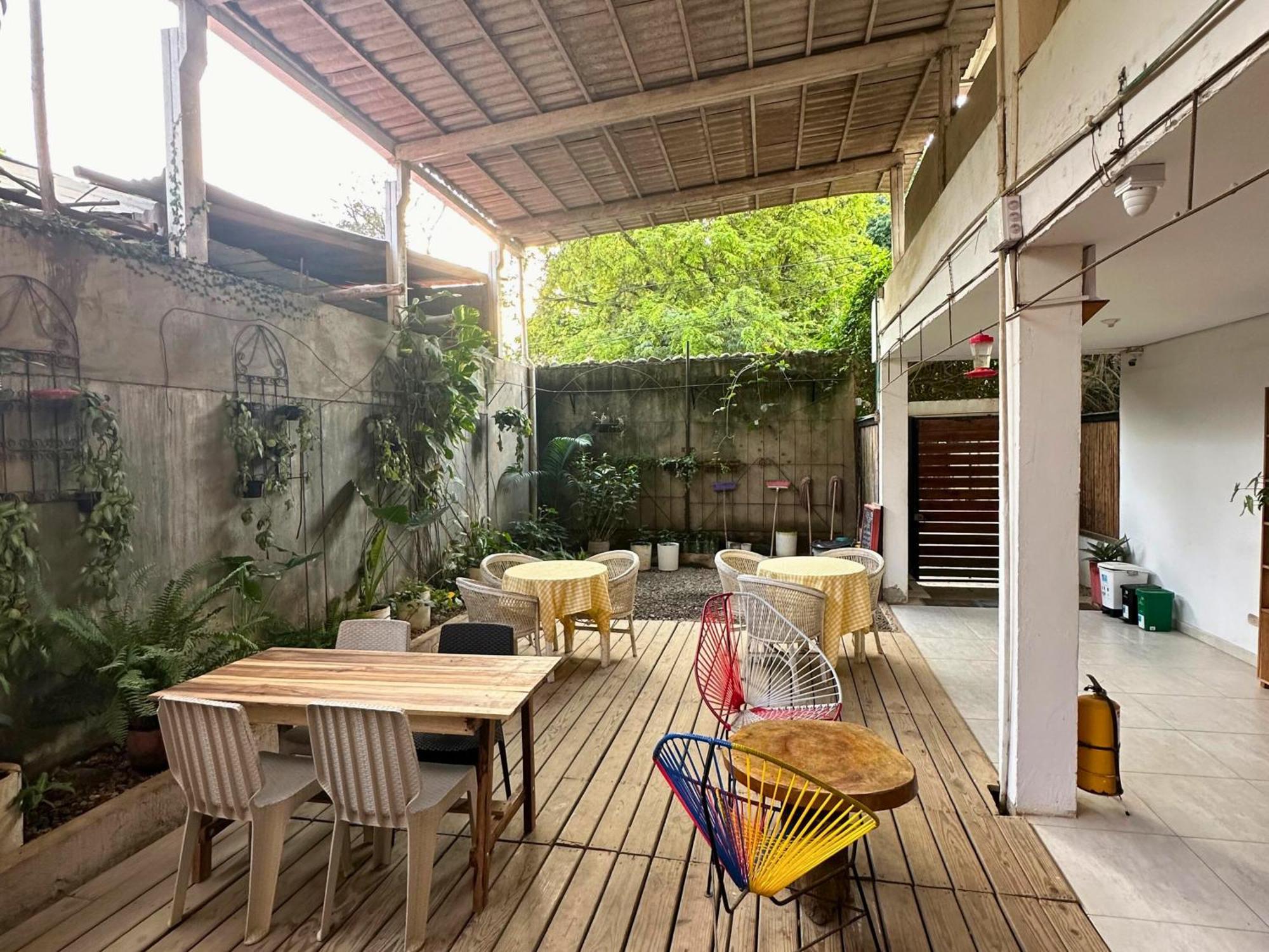 ホテル Casa Colibri パロミノ エクステリア 写真
