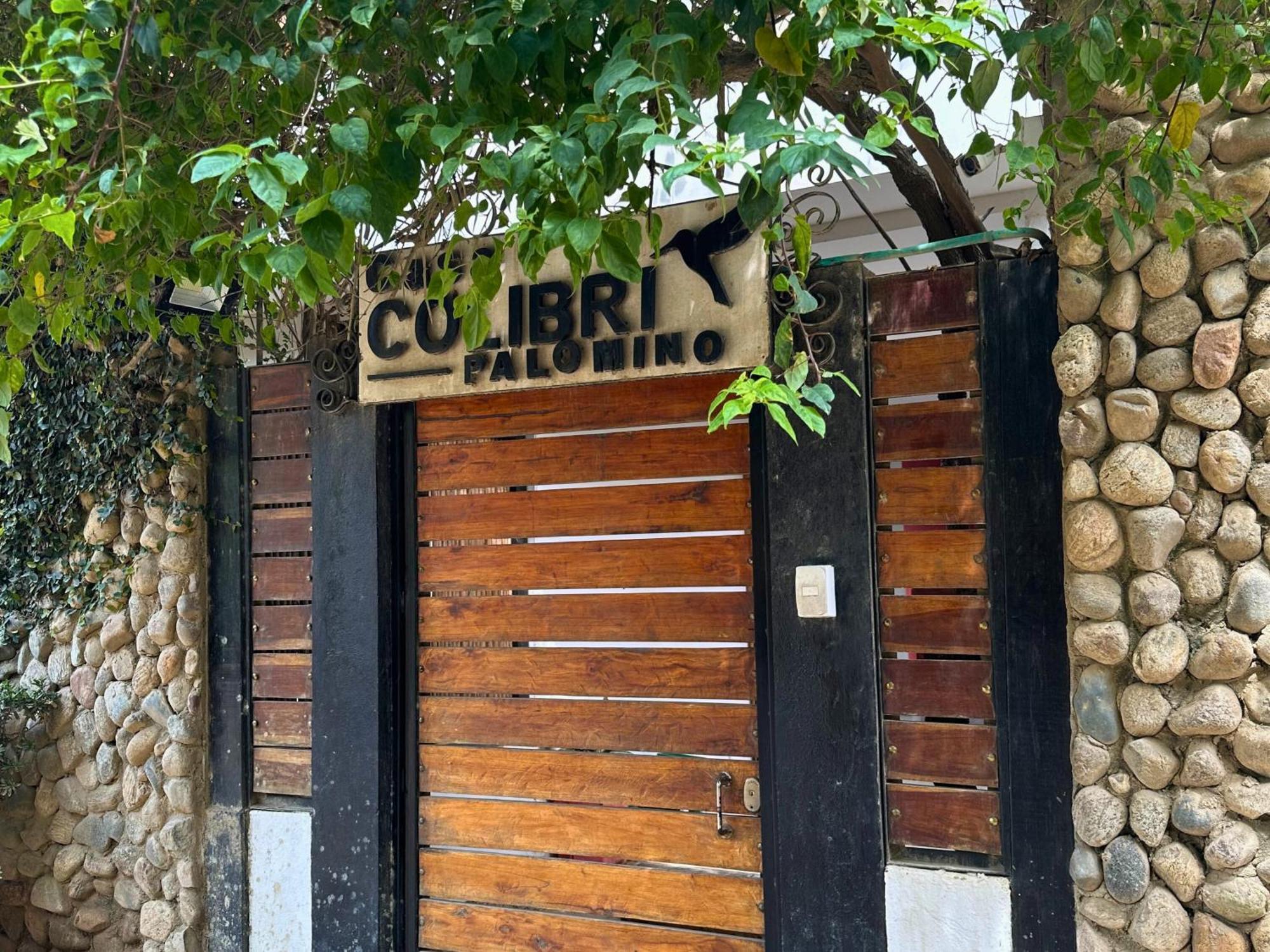 ホテル Casa Colibri パロミノ エクステリア 写真